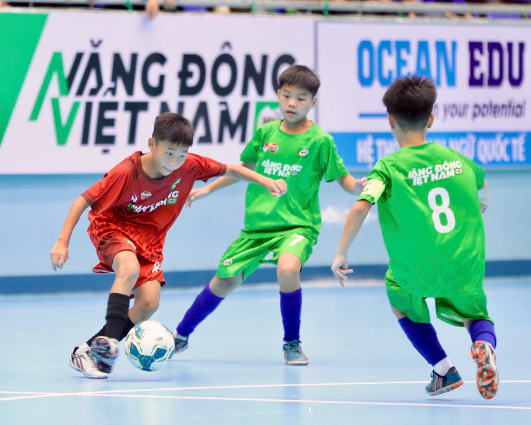 24-u11-tq2.jpg