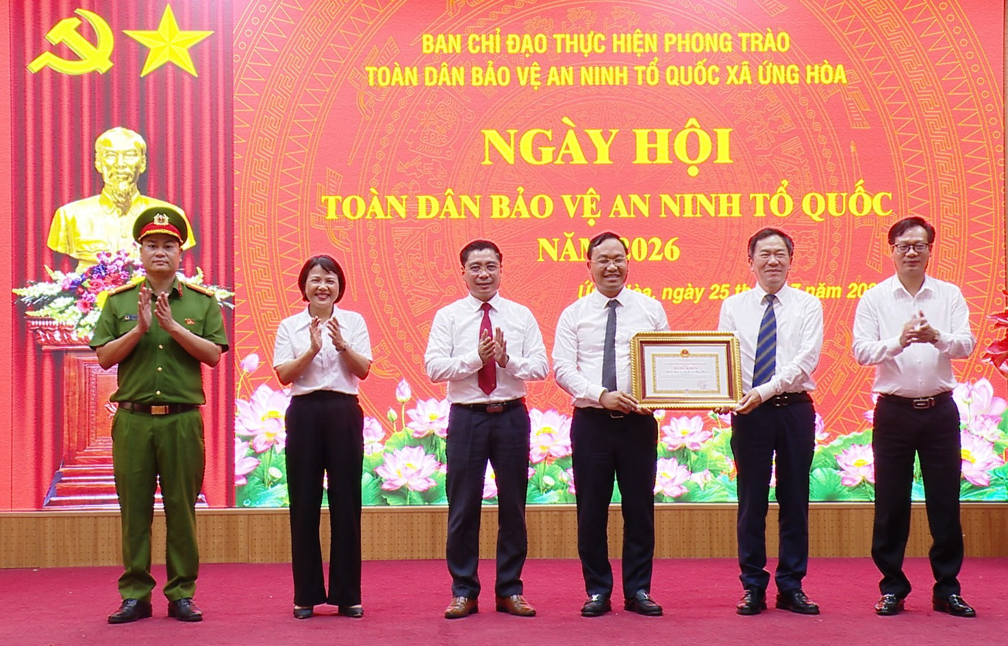 ung-hoa3.jpg