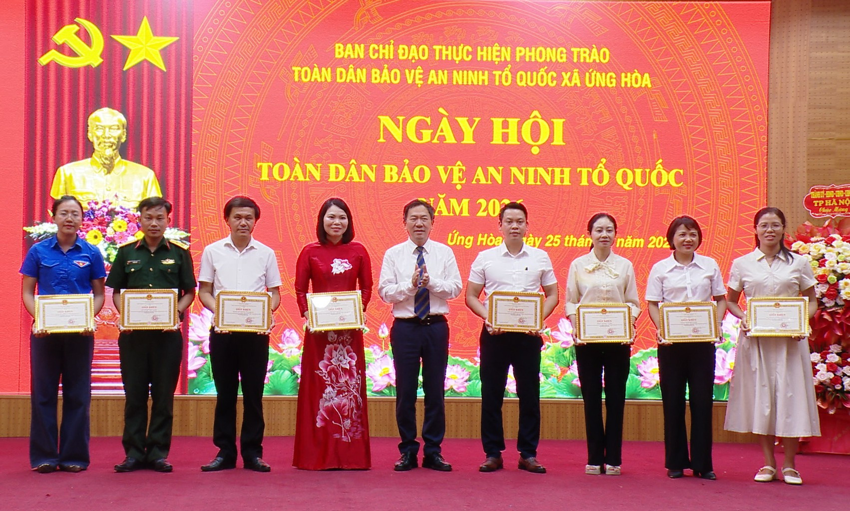 ung-hoa4.jpg