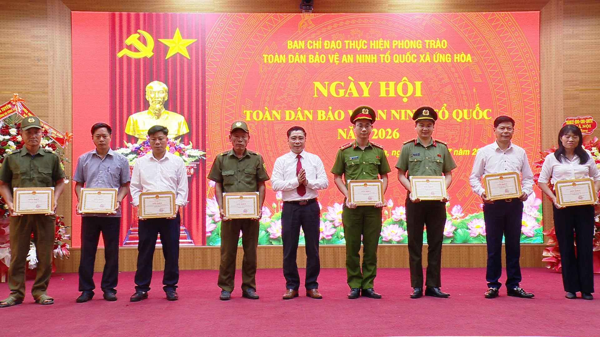 ung-hoa5.jpg