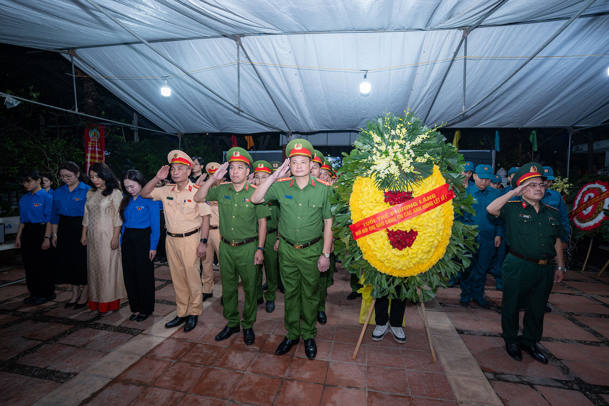 phuong-lang-thap-nen-tri-an-1-.jpg