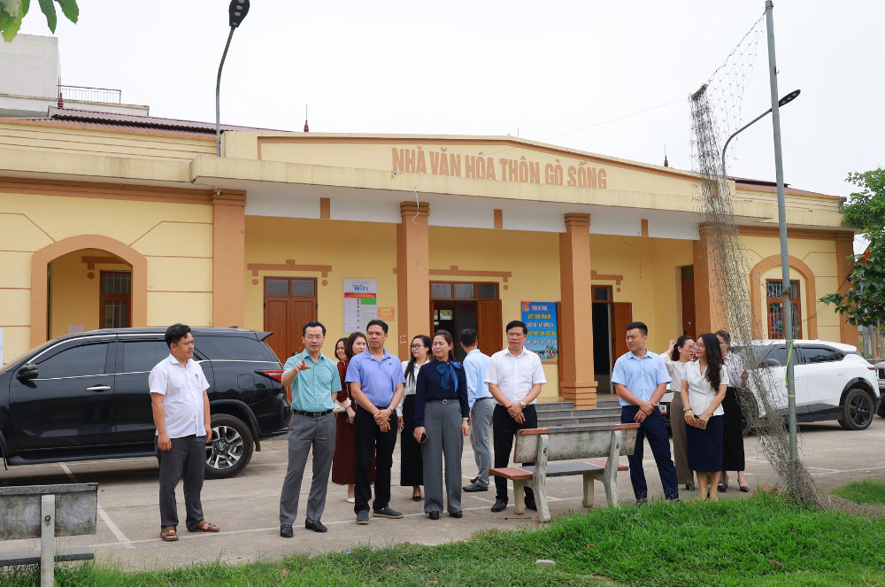 doan-cong-tac-so-van-hoa-va-the-thao-ha-noi-khao-sat-cac-thiet-che-van-hoa-co-so-tai-xa-suoi-hai.-anh-minh-phuong.jpeg