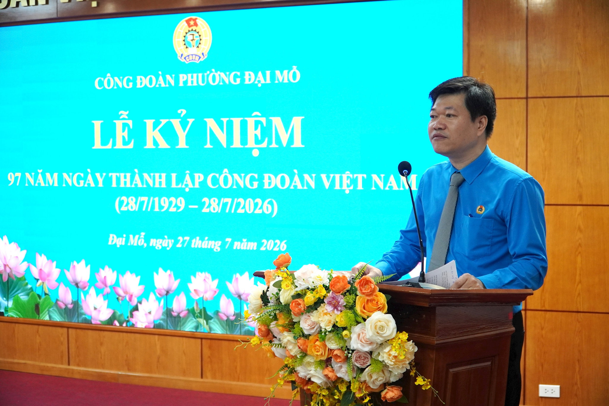 Chủ tịch Công đoàn phường Đại Mỗ Nguyễn Việt Dũng phát động phong trào thi đua “Đổi mới, sáng tạo trong dạy và học