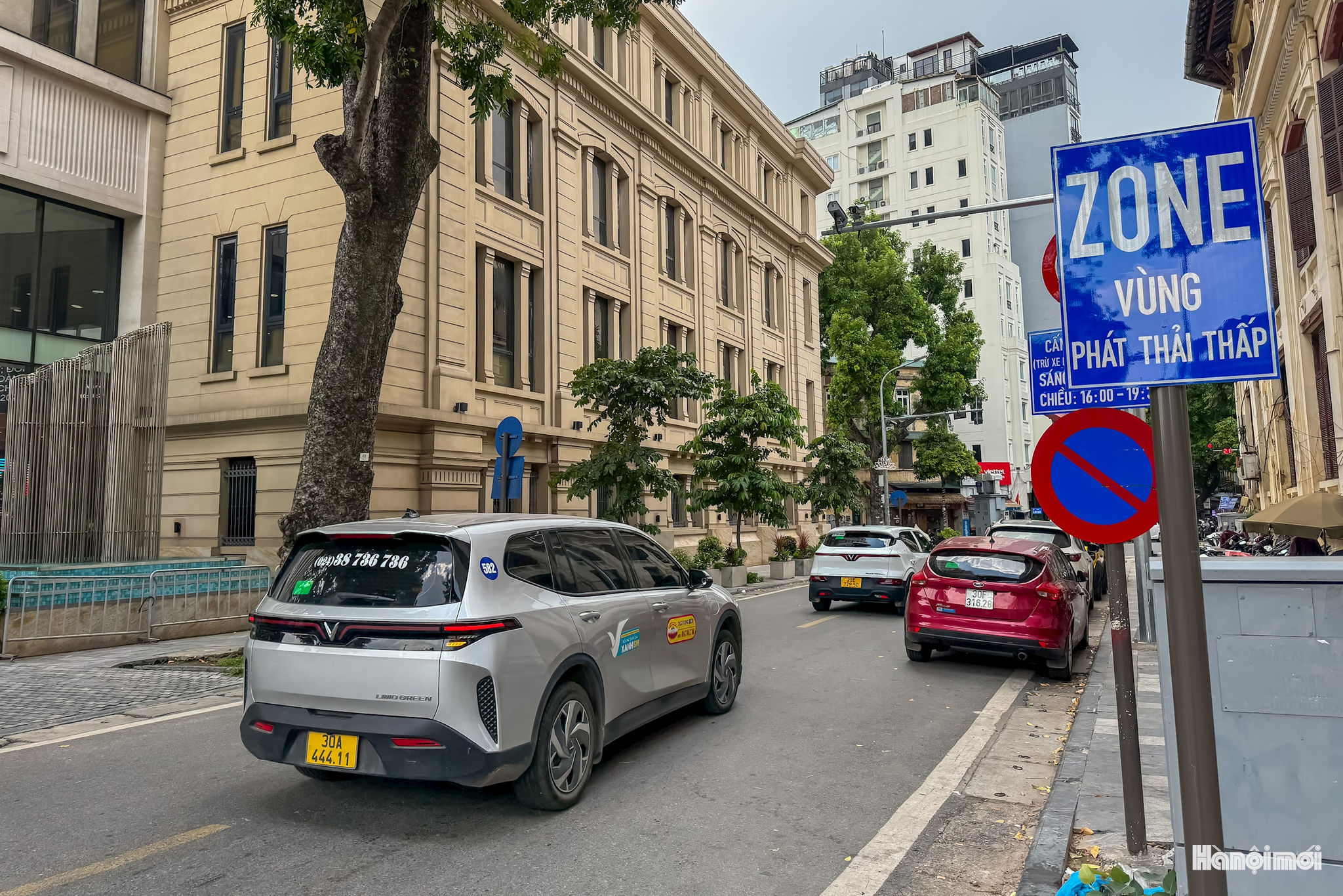 W_dientrungchuyen-baidoxe7.jpg