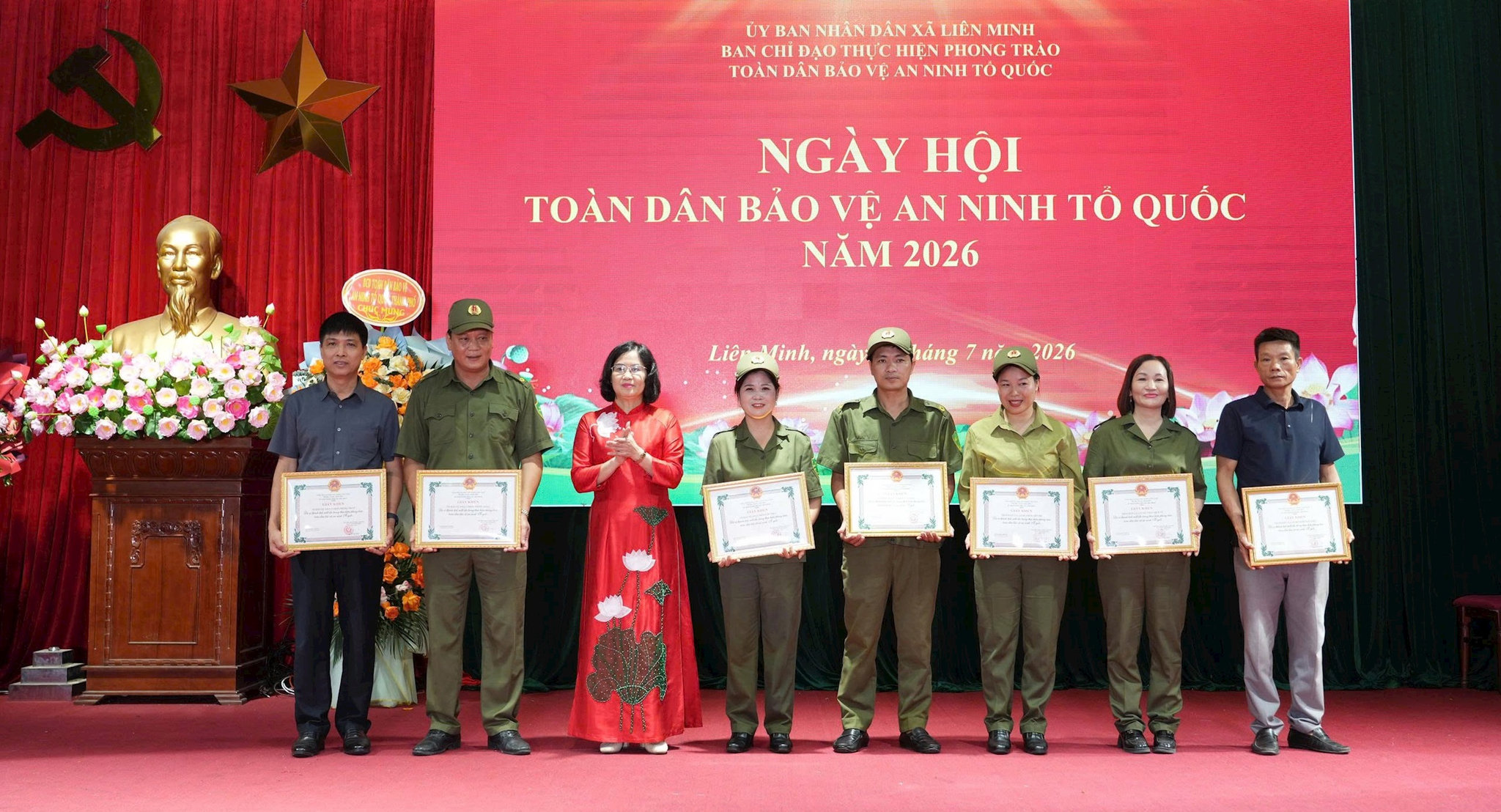 khen-thuong-3.jpg
