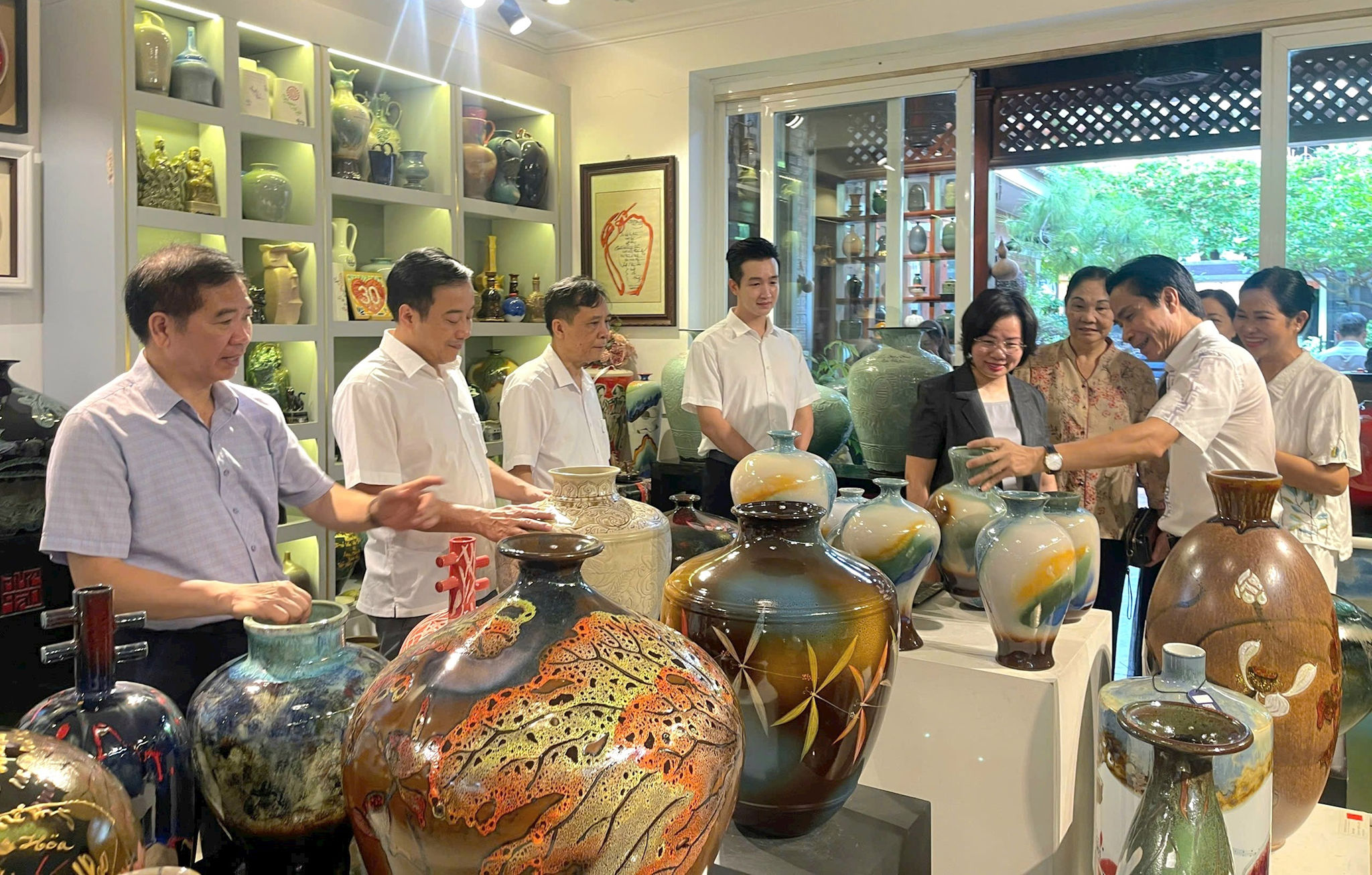 mttqbat-trang.jpg