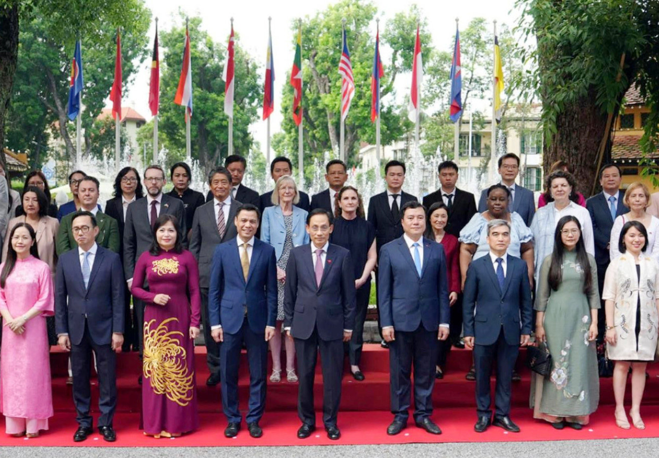 Lễ thượng cờ ASEAN năm 2026: ASEAN phát triển thành cộng đồng hòa bình, tiến bộ và thịnh vượng