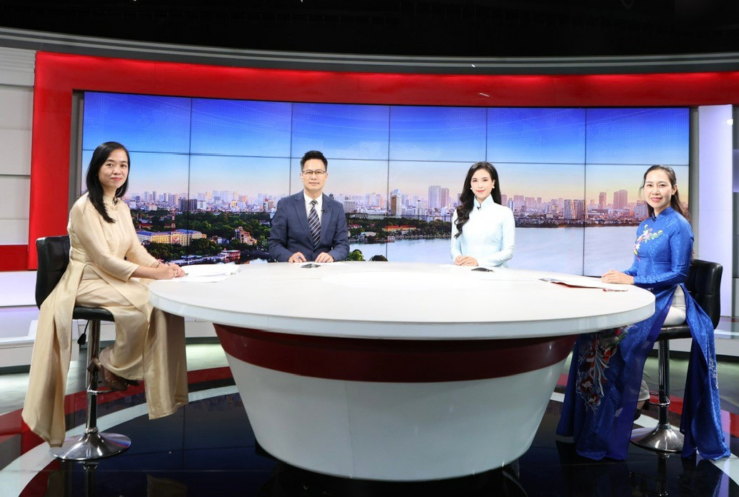 hanoichuyendong030826.jpg