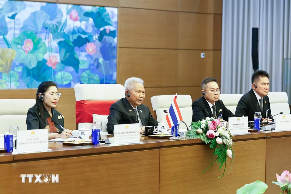 ab0908553baf0aa24dfd57111e811a4b44265e78-_ttxvn-0508-chu-tich-quoc-hoi-don-va-hoi-dam-chu-tich-quoc-hoi-thai-lan-1.jpg