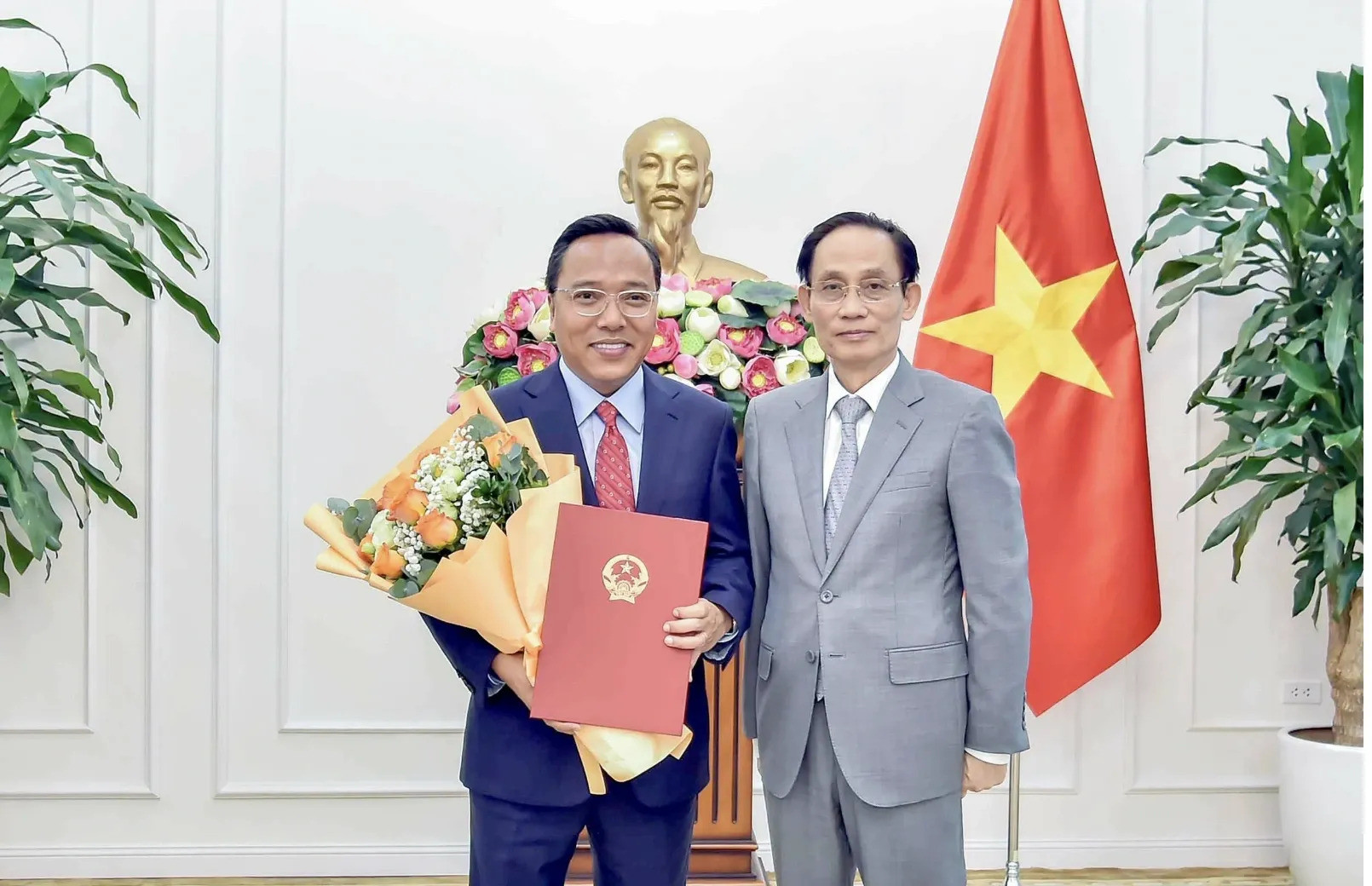 Bổ nhiệm 2 Thứ trưởng Bộ Ngoại giao- Ảnh 1.