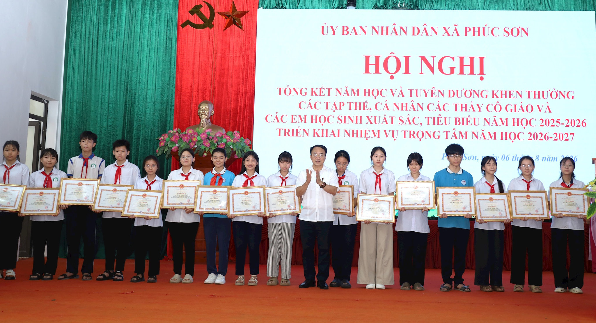 phuc-son-3.jpg