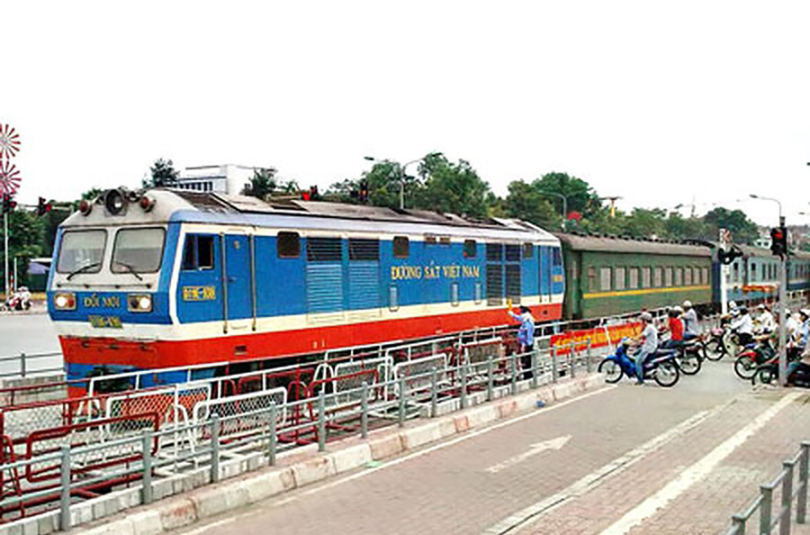 7-duong-sat.jpg