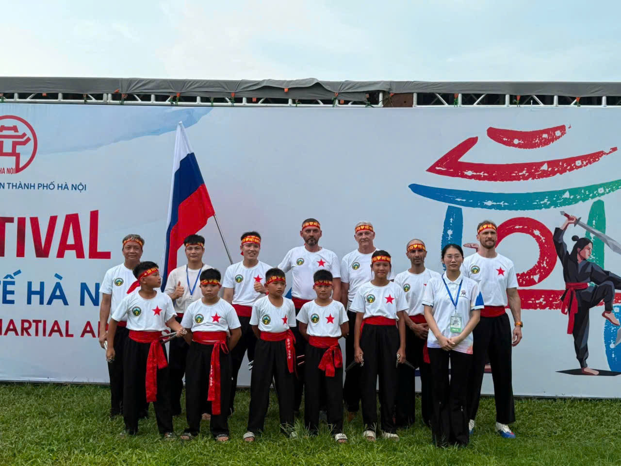 doan-vo-sinh-thieu-lam-noi-cong-hong-gia-quyen.jpg