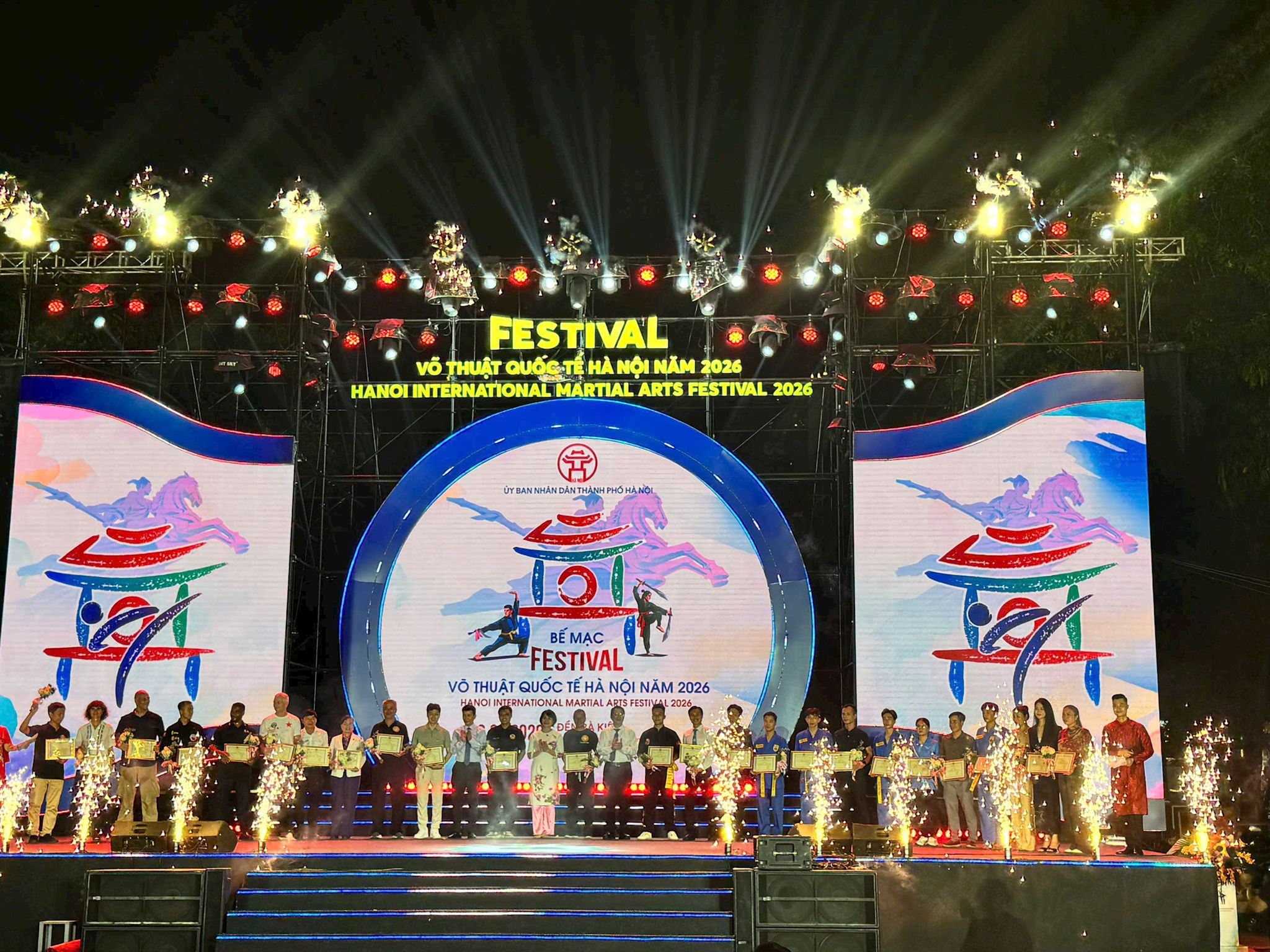 9-tang-bang-luu-niem(1).jpg