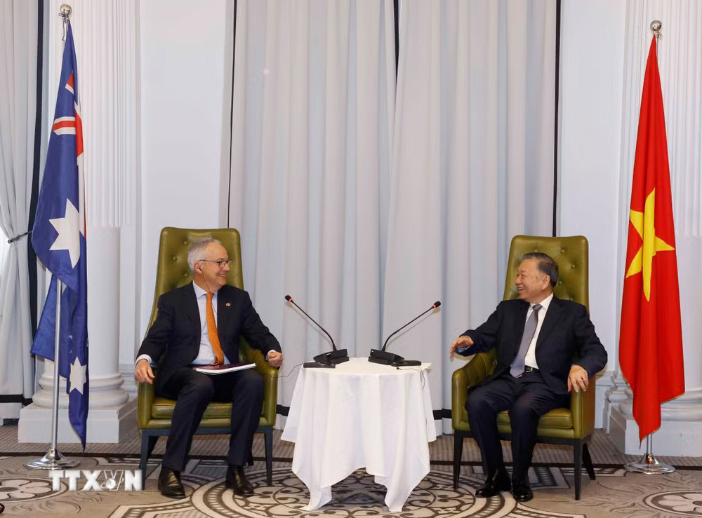 ttxvn-tong-bi-thu-chu-tich-nuoc-to-lam-tiep-dac-phai-vien-cua-chinh-phu-australia-ve-dong-nam-a-10-2.jpg