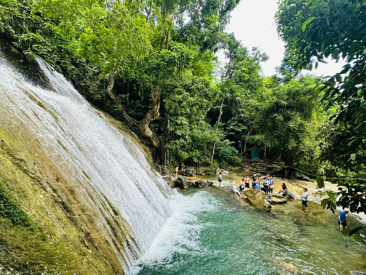 khuoi-nhi-2.jpg