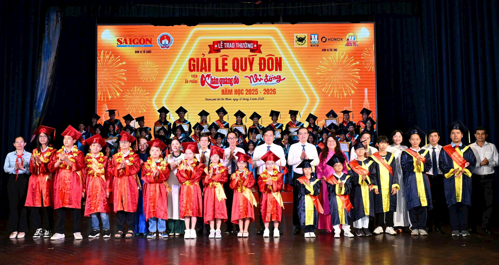 giai-thuong-le-quy-don-1.jpg