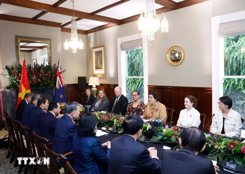 eb32f3a31651efb97caca051e3a78d339-_ttxvn-tong-bi-thu-chu-tich-nuoc-to-lam-hoi-dam-voi-toan-quyen-new-zealand-5.jpg