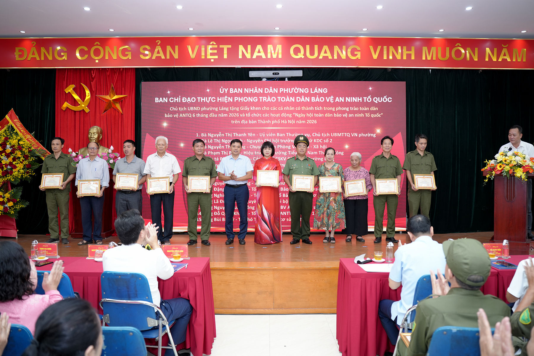 lang-ngay-hoi-6-.jpg