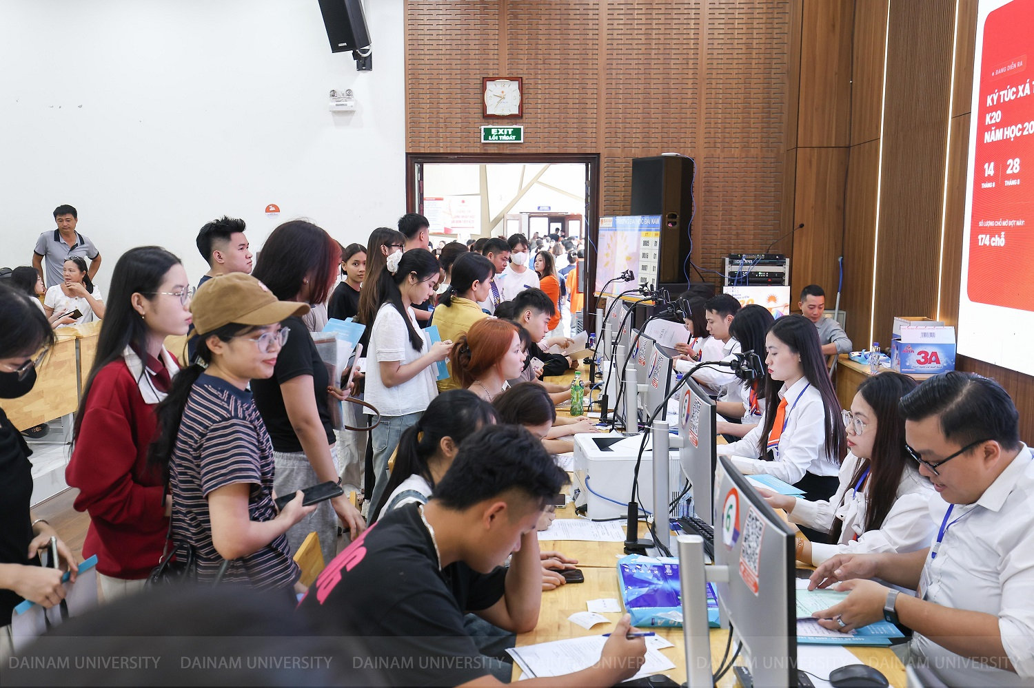 18-8-dhdn-2.jpg
