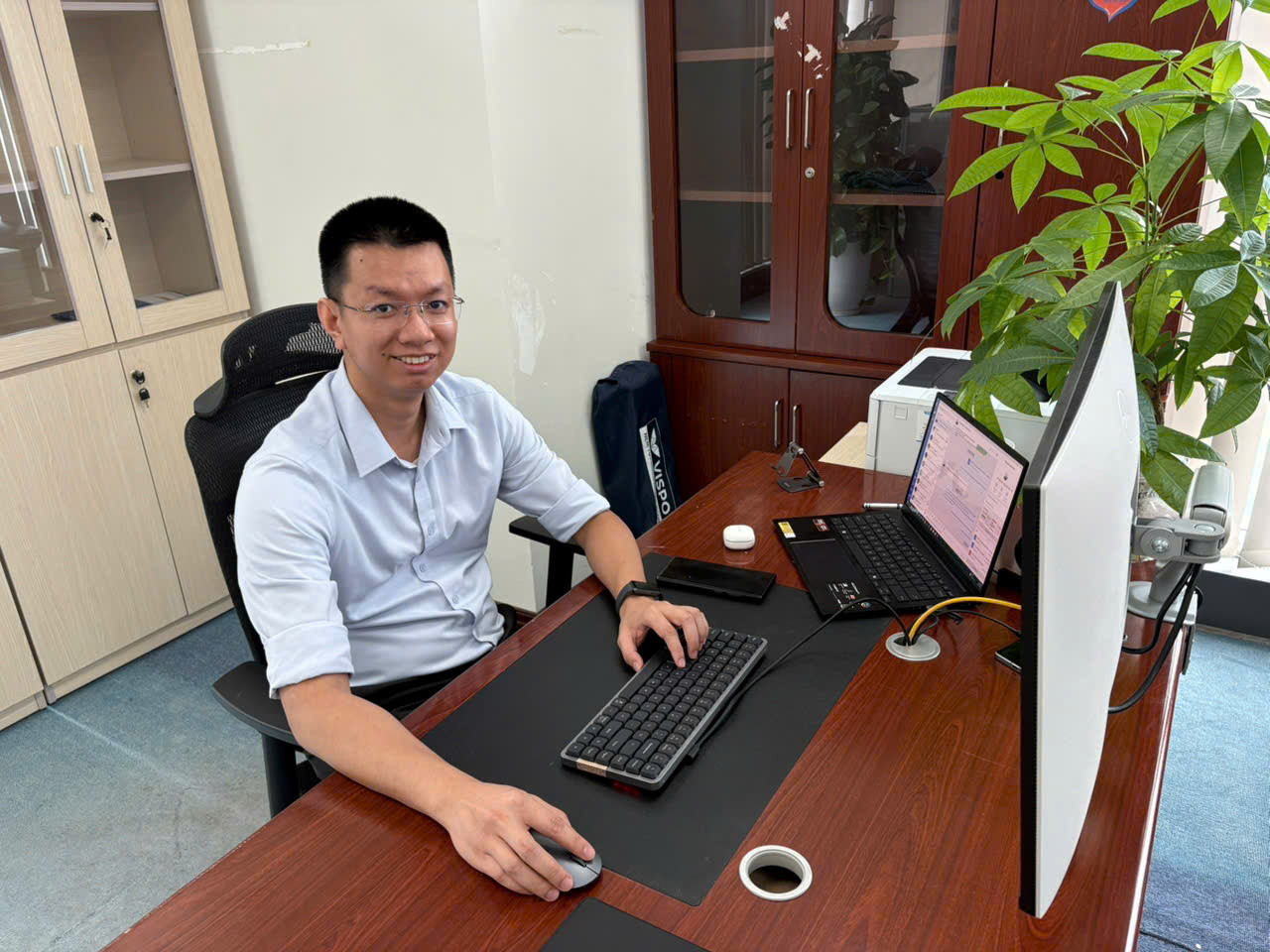ong-do-ke-cong-vnpt.jpg