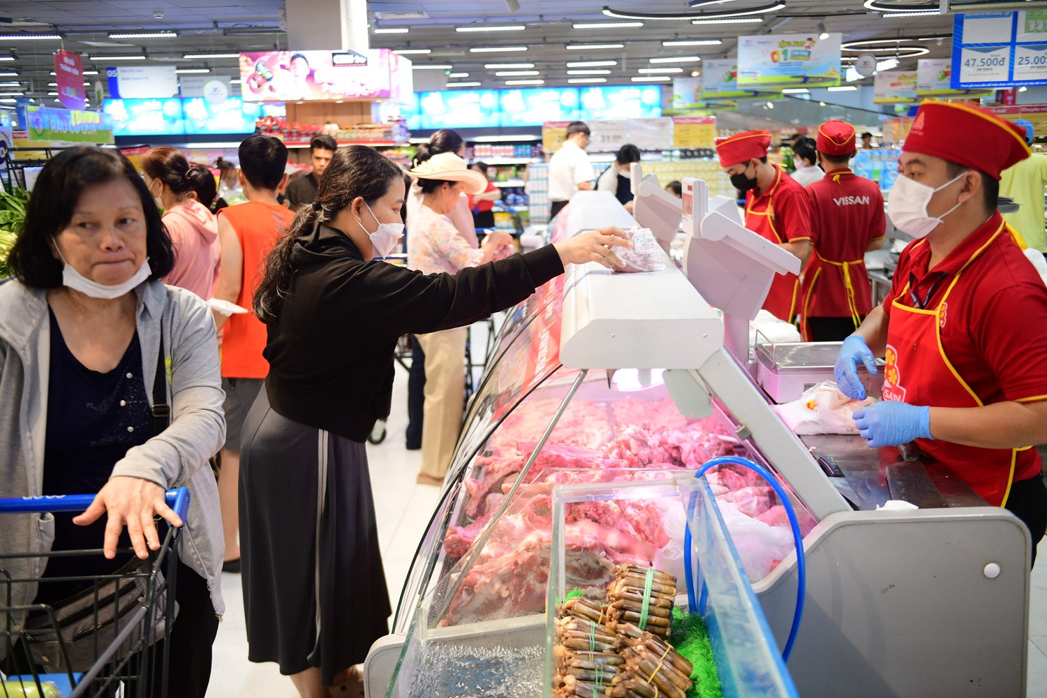 saigon-co.op-tang-cuong-thuc-pham-tuoi-song-mang-den-them-lua-chon-chat-luong-cho-nguoi-tieu-dung..jpg