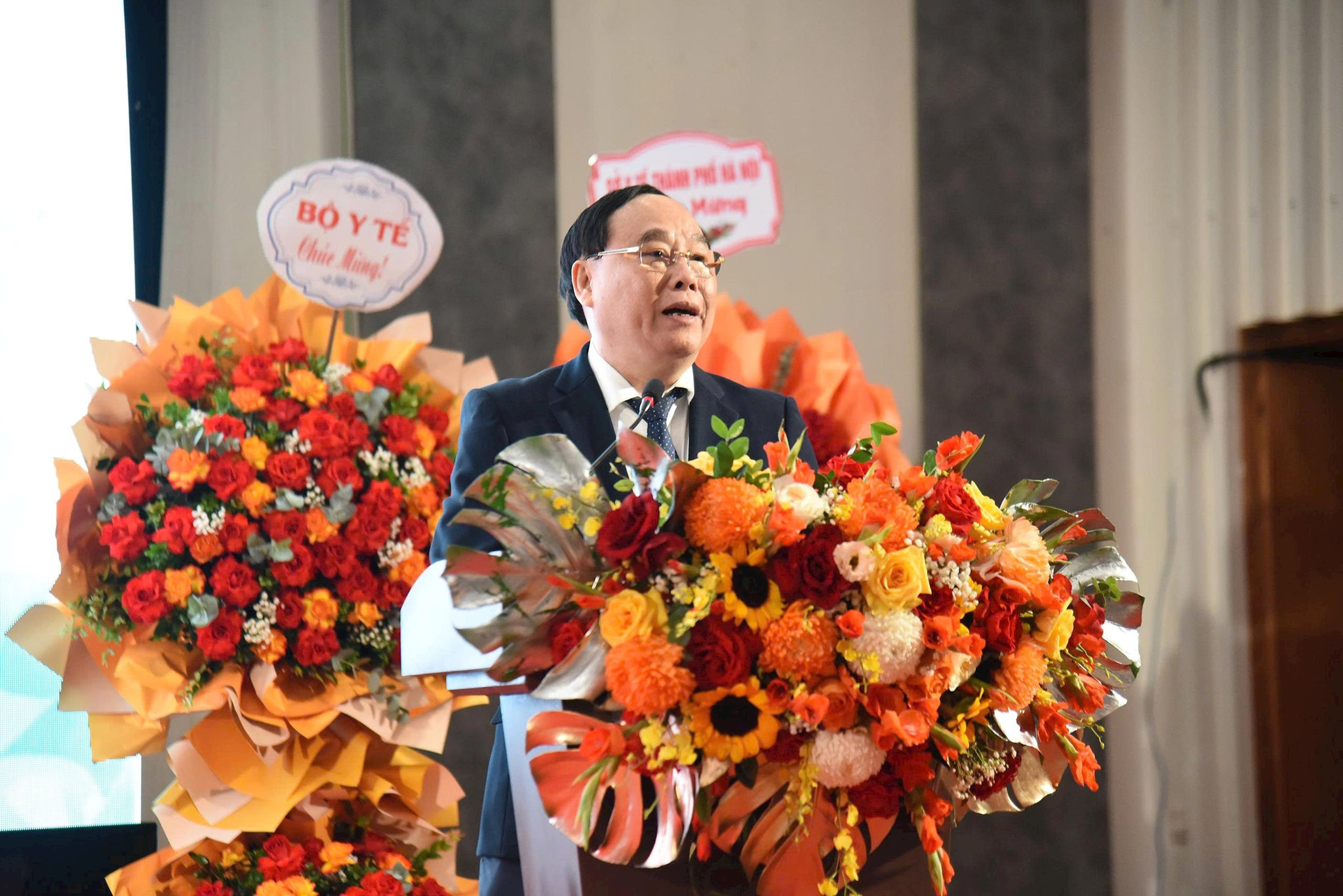 khen-chu-tich.jpg