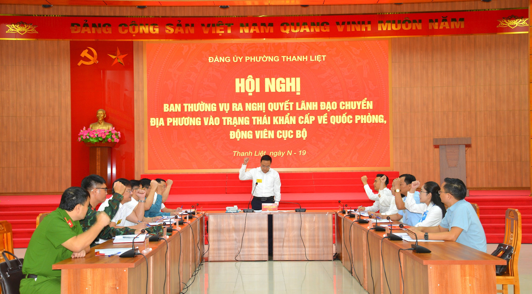 anh-2-bieu-quyet.jpg