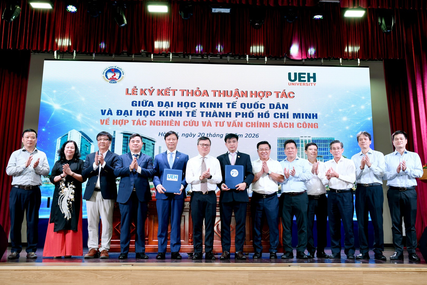 Đại học Kinh tế Quốc dân và Đại học Kinh tế Thành phố Hồ Chí Minh ký kết Thỏa thuận hợp tác.
