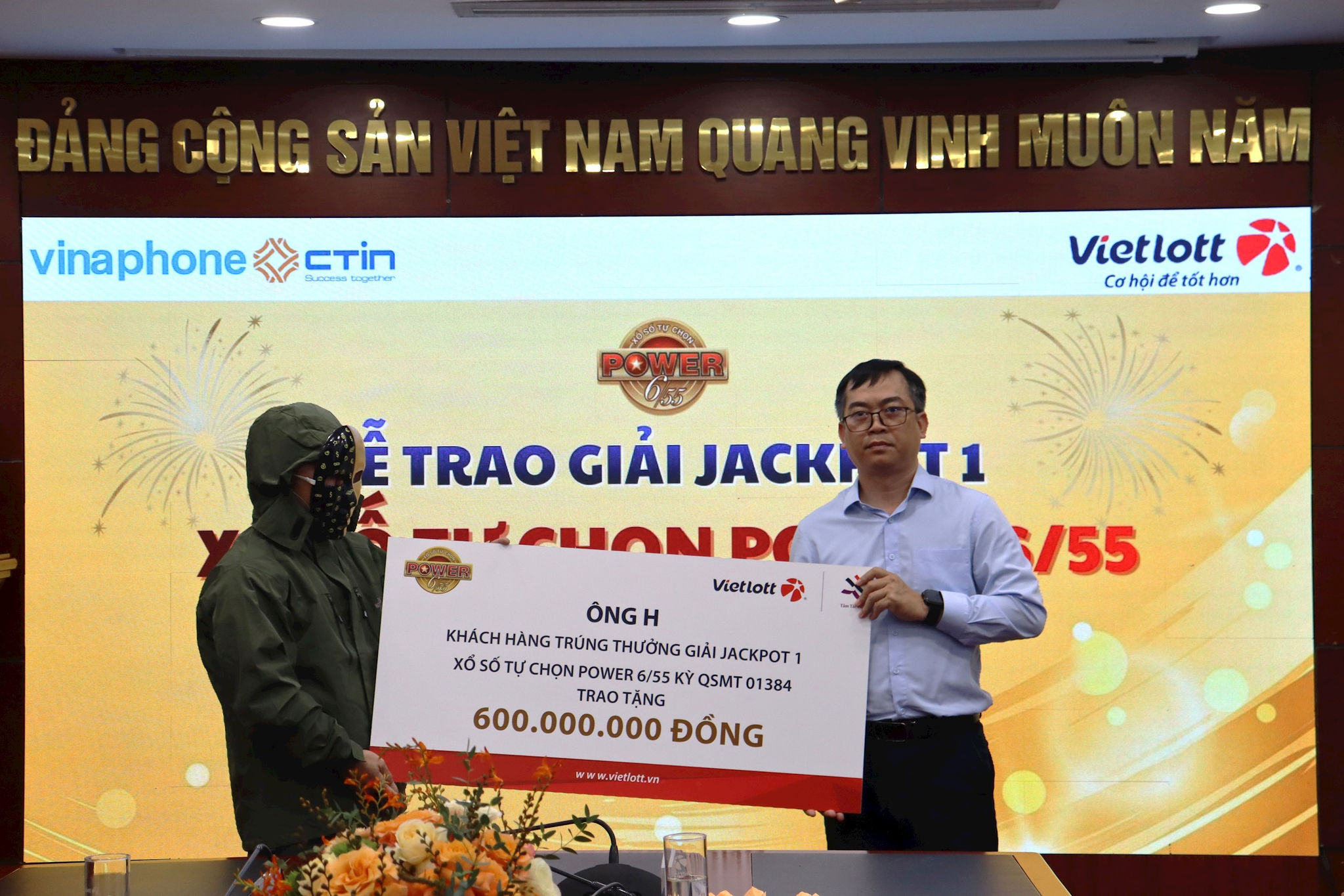 vietlott-21.8-3-.jpg