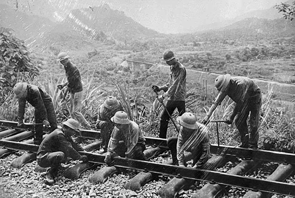 khoi-phuc-ds-sau-chien-tranh.jpg