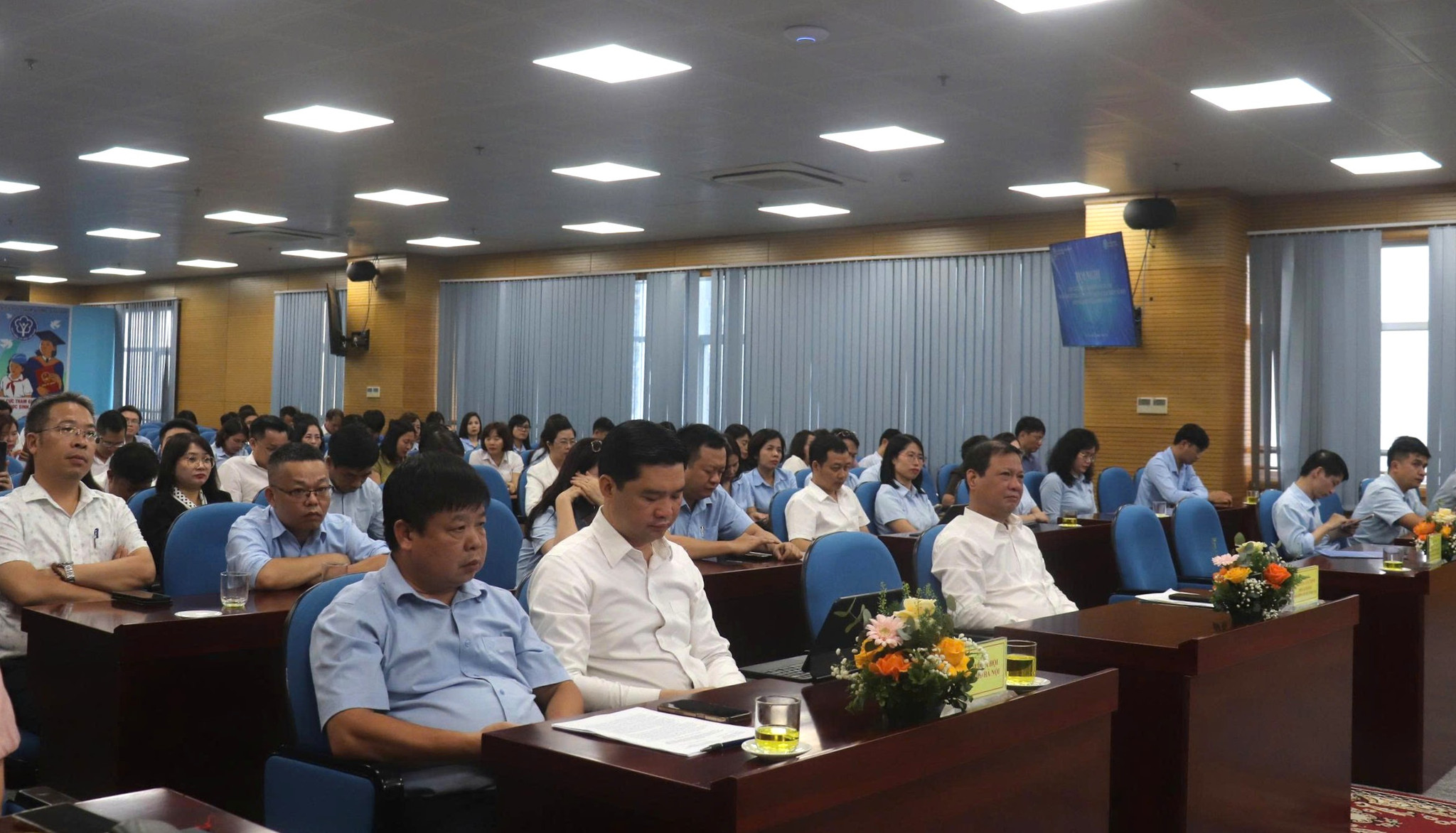 hanh-chinh-cong-21-8-4.jpg