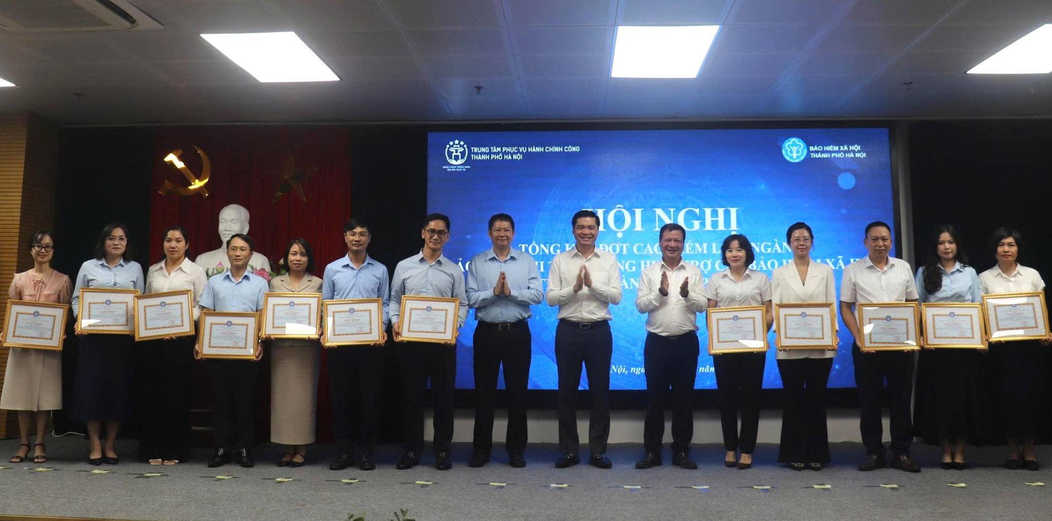 hanh-chinh-cong-21-8-9(3).jpg