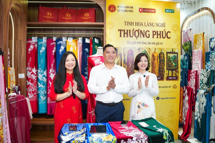 lang-nghe1.jpg