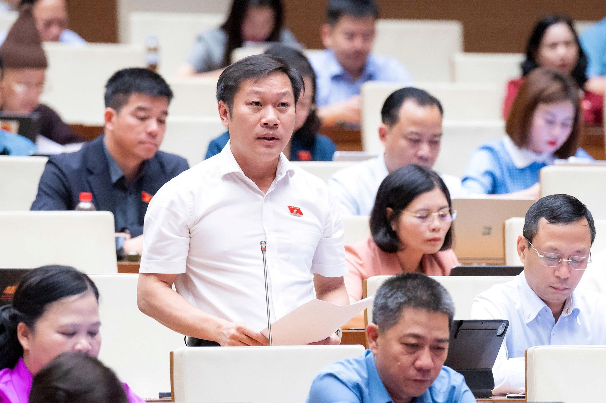 db-khanh-vu.jpg