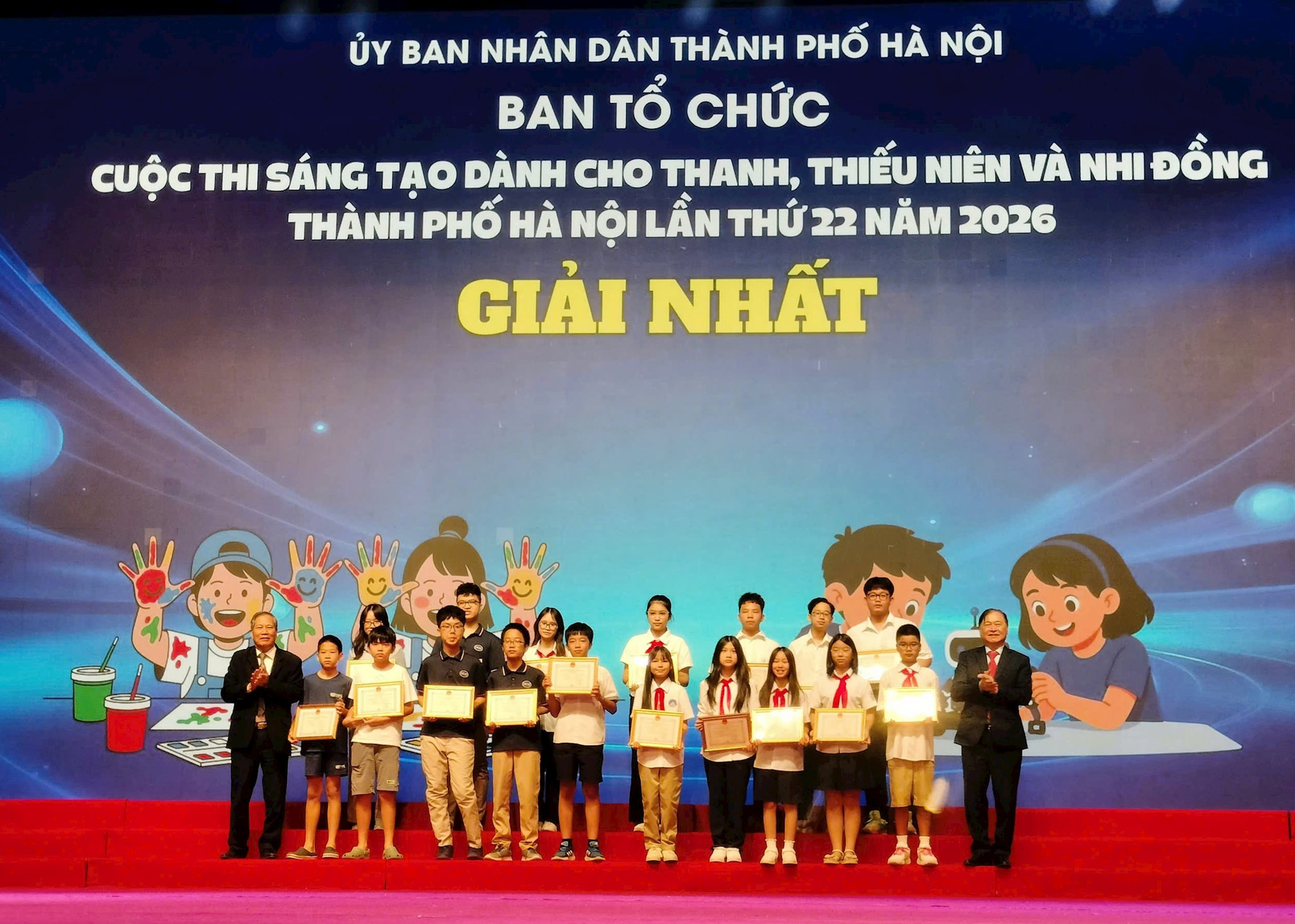 nhat.jpg