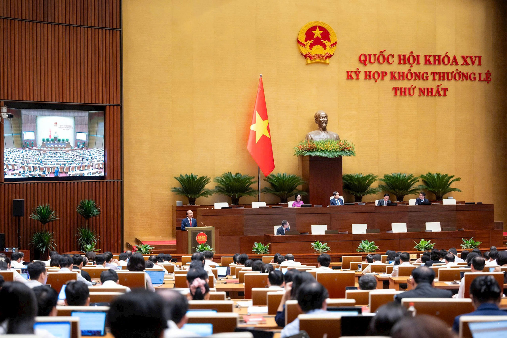 quoc-hoi2.jpg