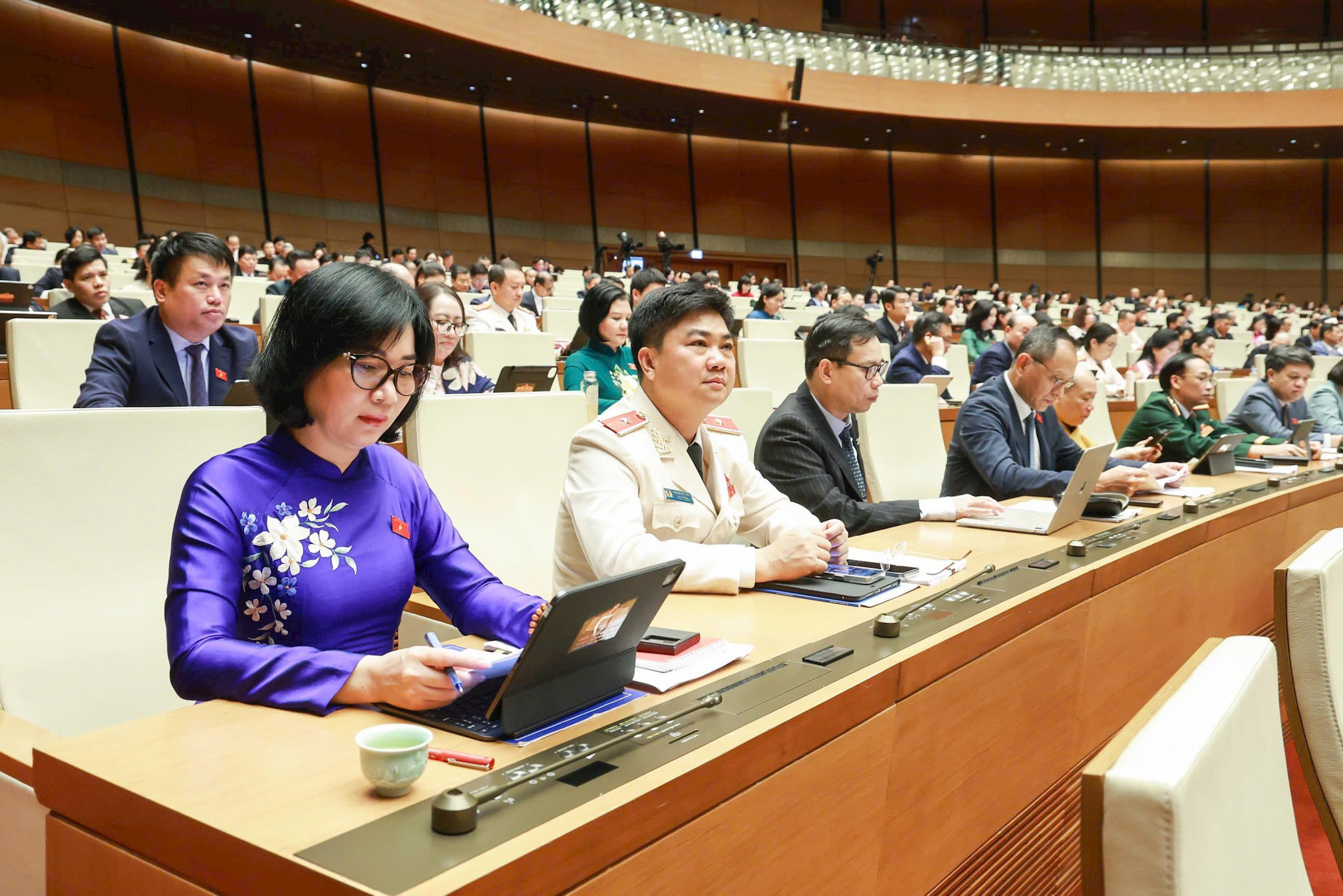 db-hn-chieu-24.8.jpg