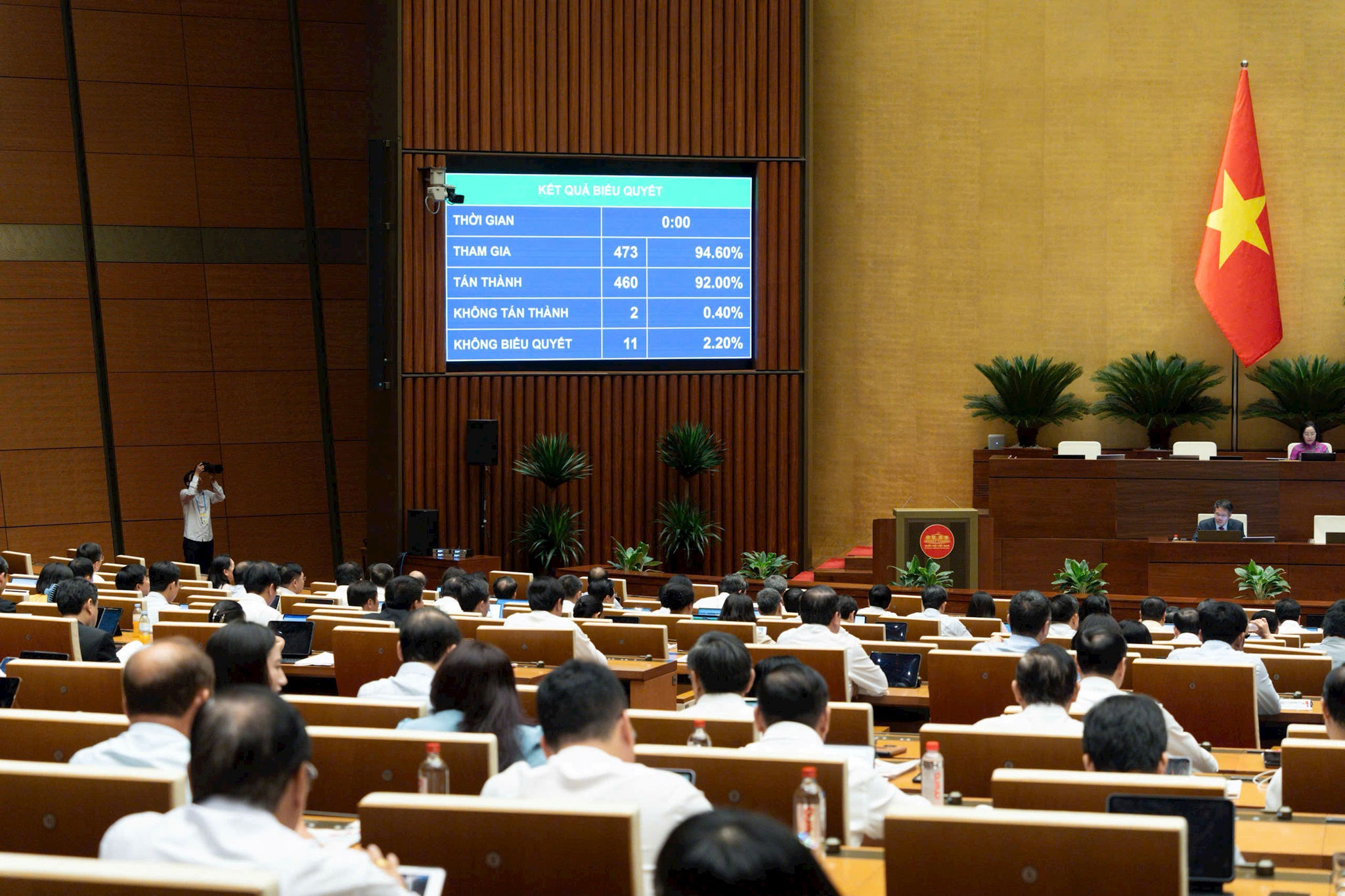 quang-canh-sang-24.8.jpg
