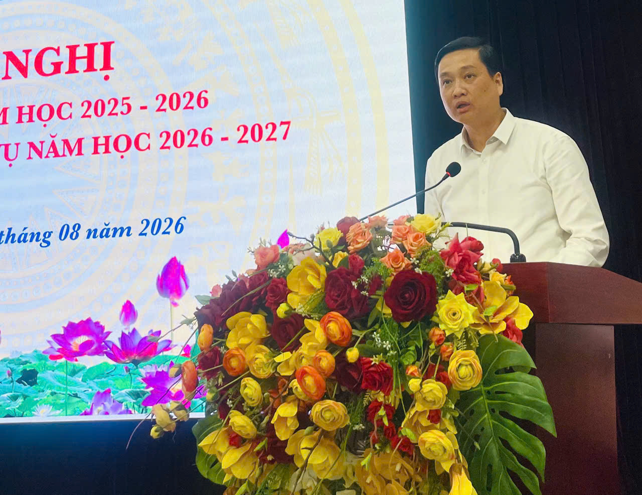 nam-hoc-2.jpg