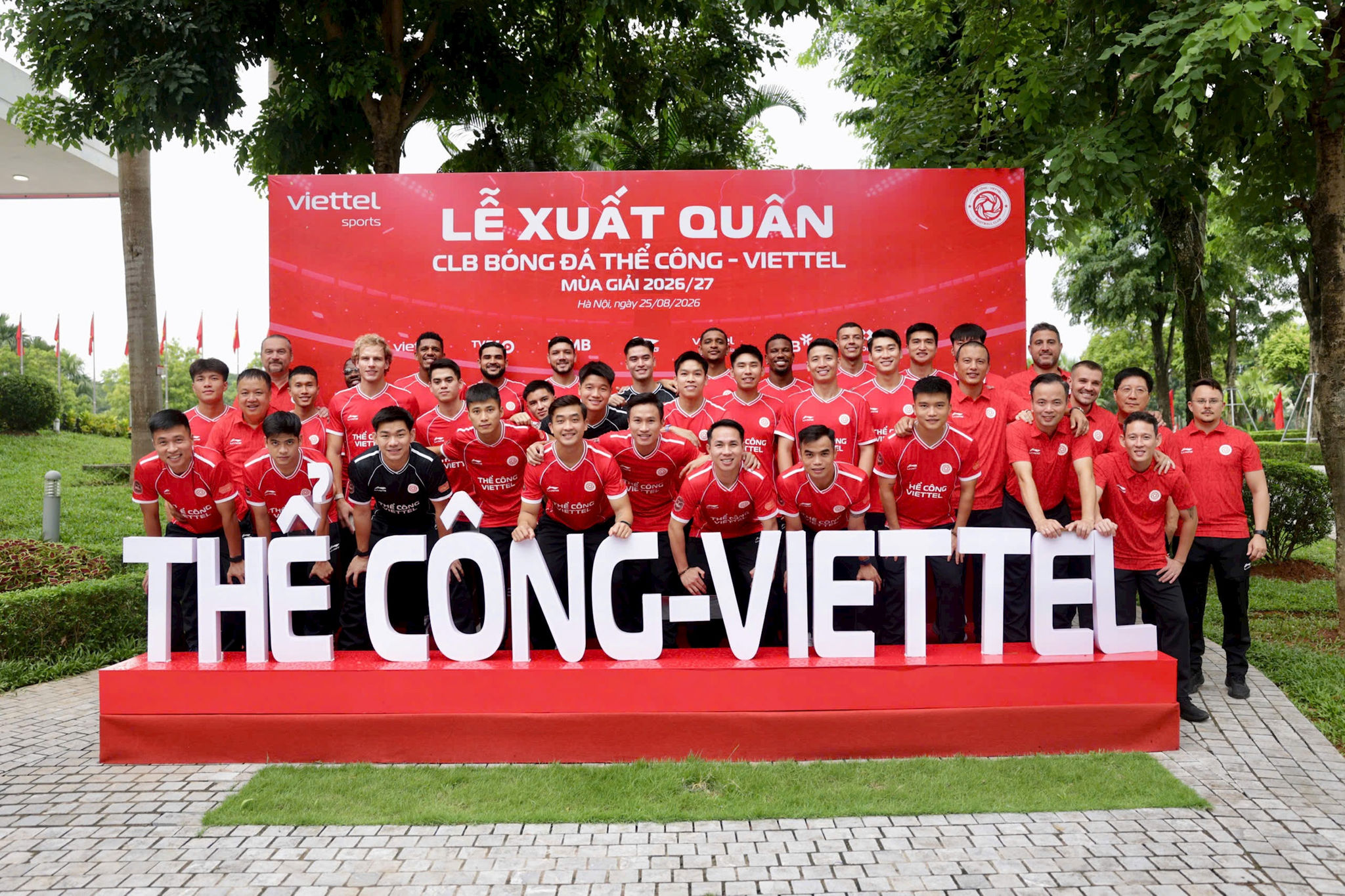 25-le-xuat-quan.jpg
