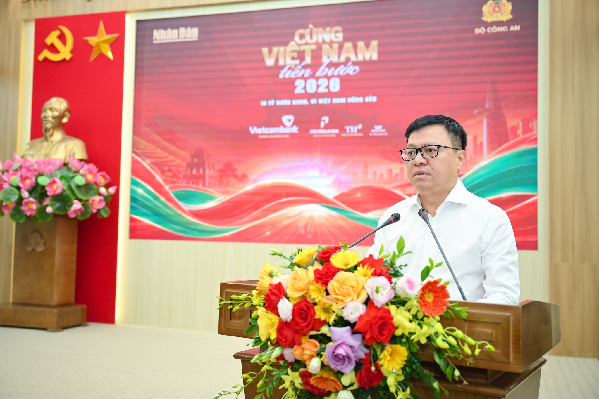 le-quoc-minh-cung-vn.jpg