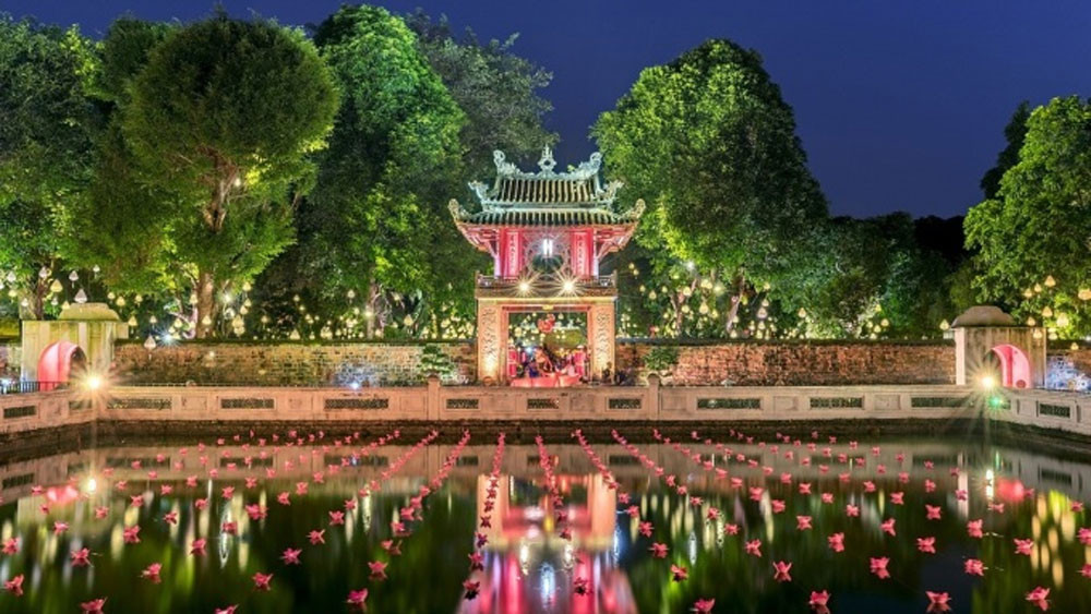 tour-dem-van-mieu-qtg.jpg