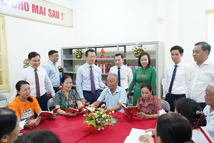 nha-van-hoa-phuc-loi.jpg