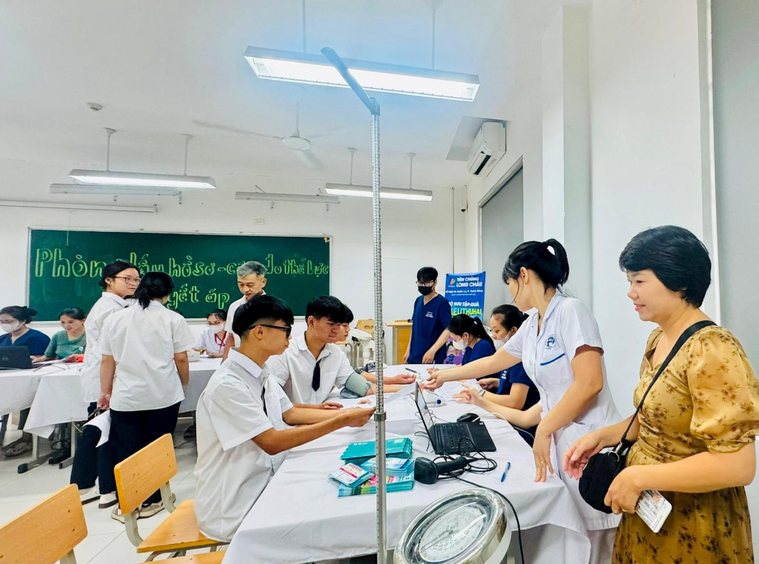 ksk-thpt-tay-ho-nguyen-thi-thanh-hoa.jpg