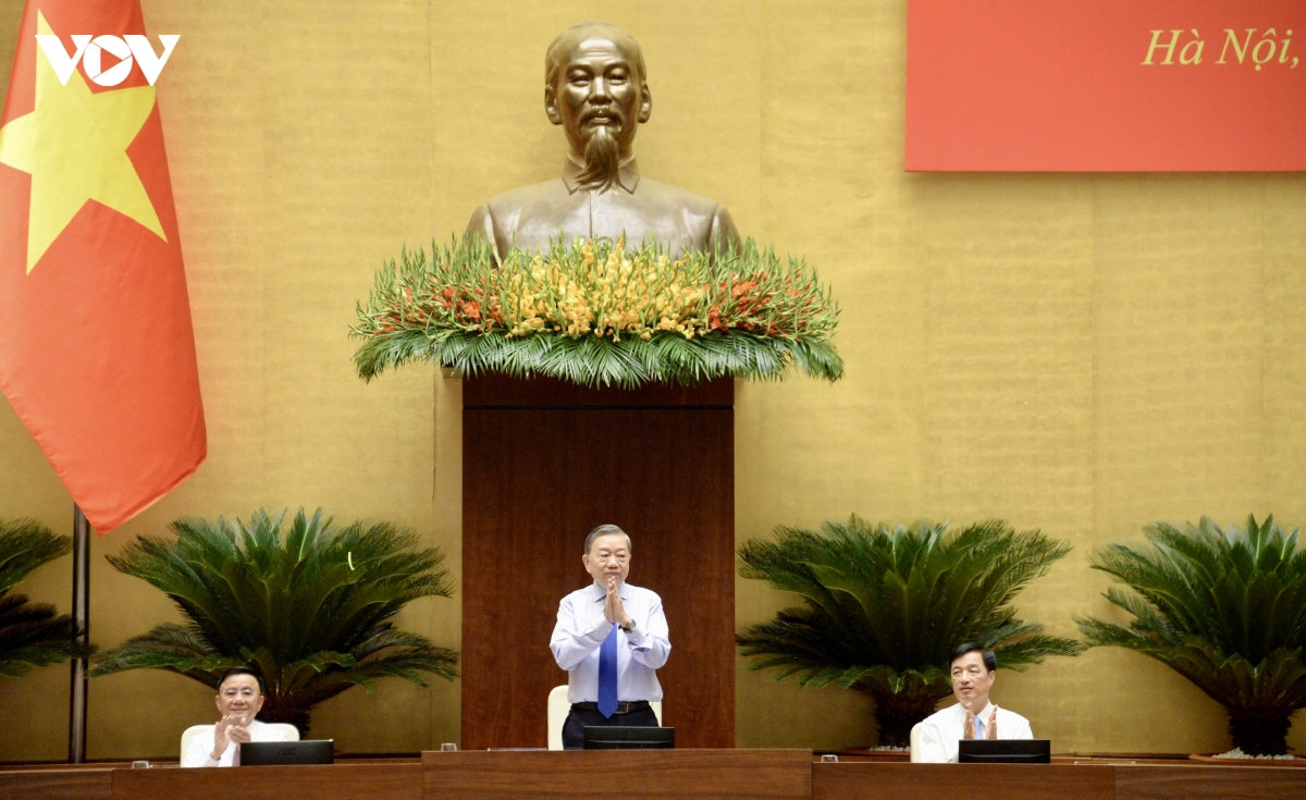 media.vov.vn-sites-default-files-styles-large_watermark-public-2026-08-_1-tbt-to-lam-can-bo-ban-bi-thu-quan-ly-4.jpg