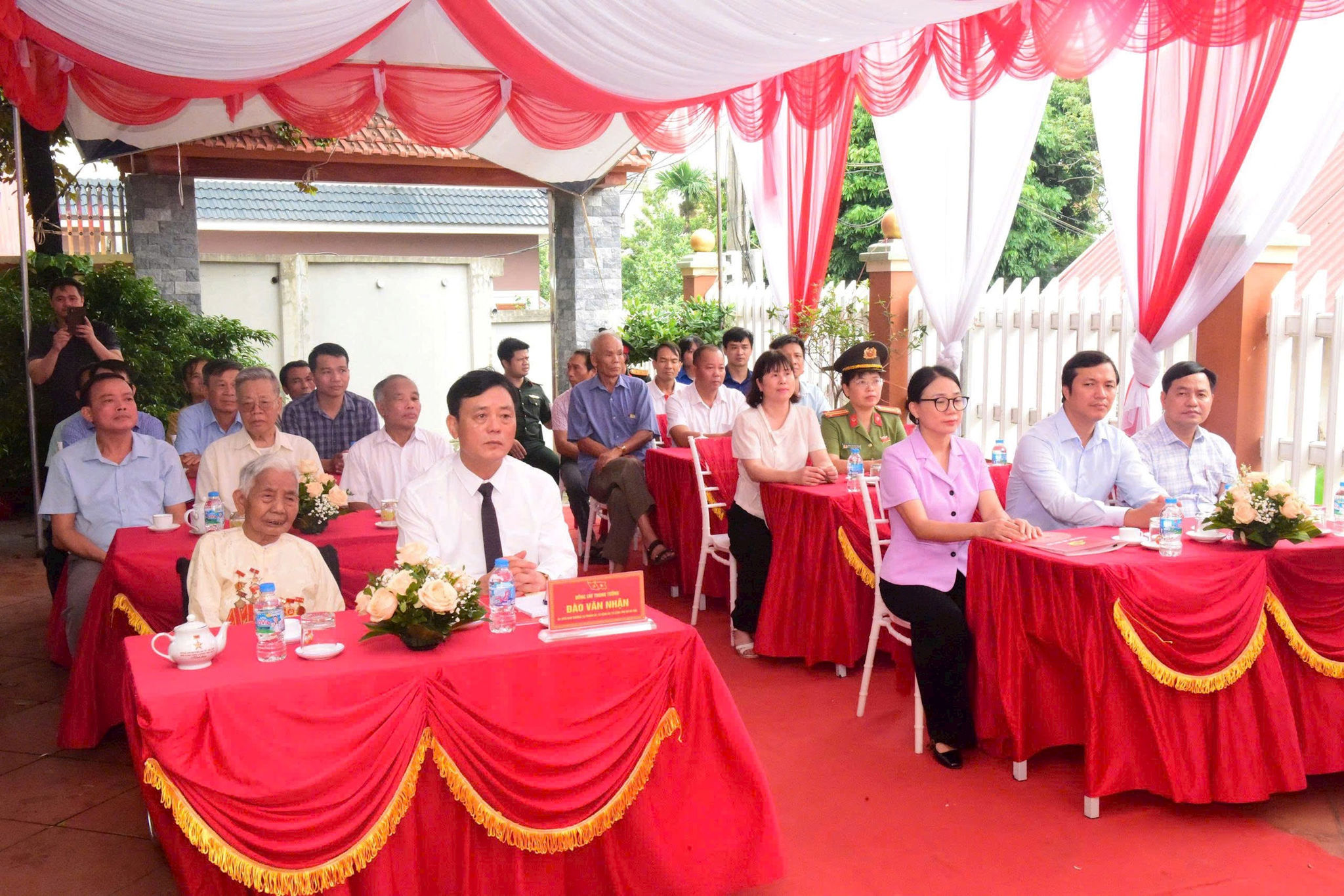 huy-hieu-3.jpg