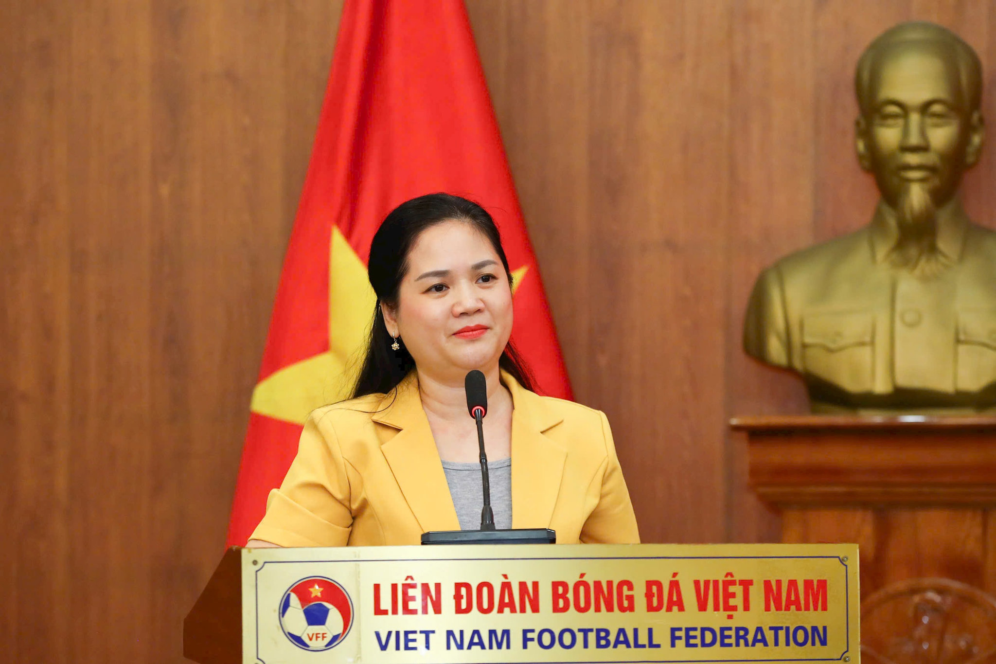 28-ba-thanh-ha.jpg