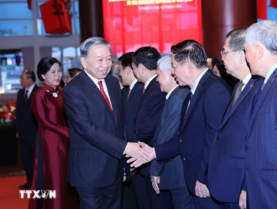 wy1zd5i8abwhelu4qvh-qhs-_ttxvn-tong-bi-thu-chu-tich-nuoc-to-lam-chu-tri-chuong-trinh-ky-niem-81-nam-quoc-khanh-29-1.jpg