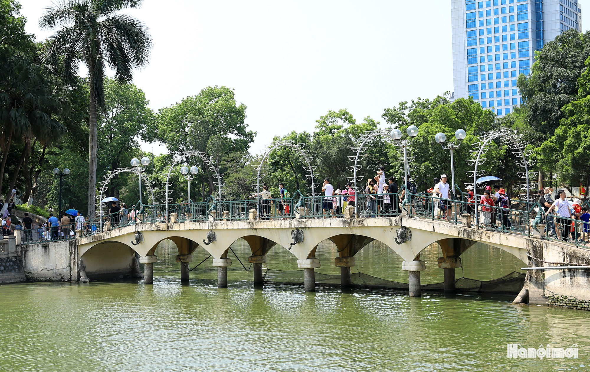 W_vuon-thu-ha-noi-7.jpg